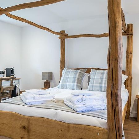 Bed and Breakfast The Windmill Chatham Green à Chelmsford Extérieur photo